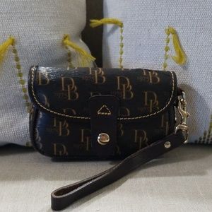 Dooney and Bourke wristlet